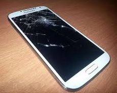 Ремонт телефона Samsung i9500 разбито стекло