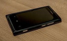 Ремонт телефона Nokia Lumia 800 не включается