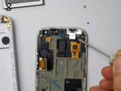 Ремонт телефона Samsung I9300 не заряжается