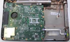 Ремонт ноутбука Fujitsu AH531 не заряжается