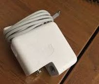 Ремонт зарядного устройства Apple MagSafe