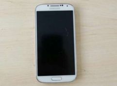 Ремонт телефона Samsung i9500 не включается