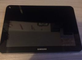Ремонт планшета Samsung GT-P7300 не включается, залит