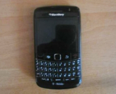 Ремонт телефона BlackBerry 9780 не включается
