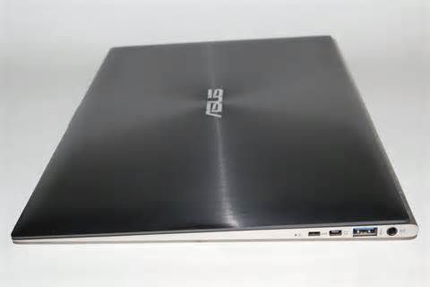 Ремонт ноутбука Asus UX31A При включенной зарядки