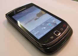 Ремонт телефона BlackBerry 9800 При открытии флипа