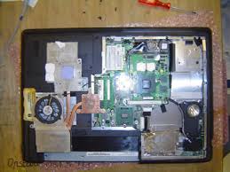 Ремонт ноутбука Fujitsu Amilo M3438 При включении зависает
Замена
