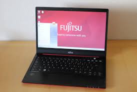 Ремонт ноутбука Fujitsu Lifebook U772 Экран не работает

Инженеры