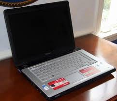 Ремонт ноутбука toshiba U300-111 Выдаёт синий экран