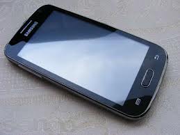 Ремонт телефона Samsung i9300 выключается